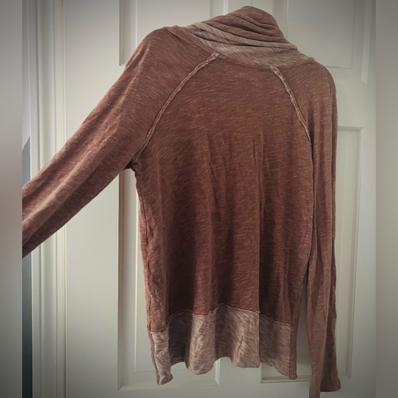 FP Beach FP Movement Cowl neck sweater sweatshirt one body - Picture 4 of 7